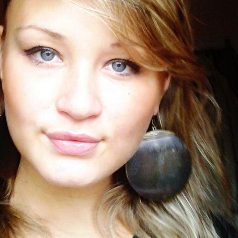 Jeune femme indépendante reçoit sur Muret
