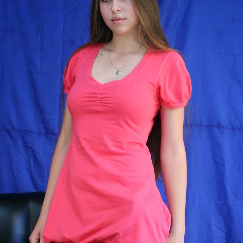Jolie femme Fontenay le fleury