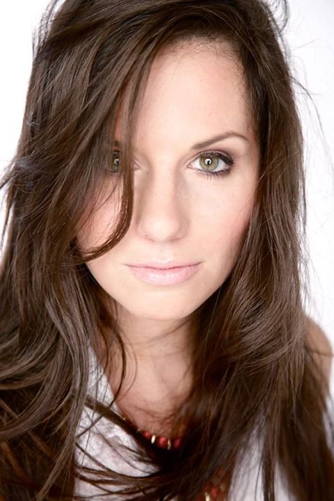 Deana pour massage